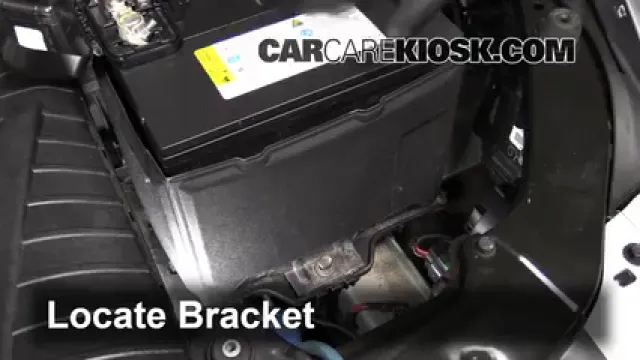 2013 Hyundai Sonata Limited 2.0L 4 Cyl. Turbo Batterie Changement